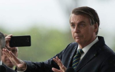 Bolsonaro quer que postos mostrem preço da gasolina na refinaria