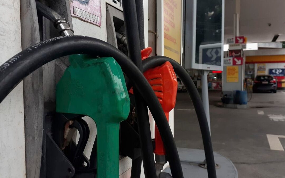 “Associação de postos vende gasolina a R$ 0,40 para chamar atenção para alta dos preços”